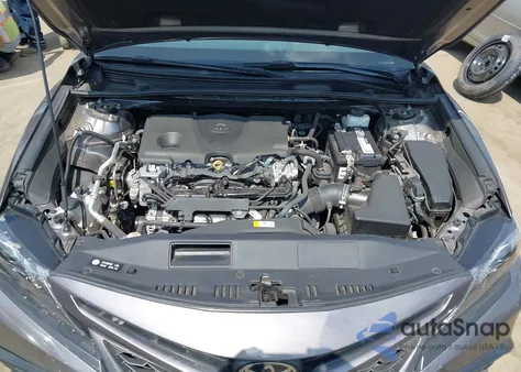 2024 Toyota Camry Se z USA, uszkodzony, nr VIN 4T1G11AK2RU239746